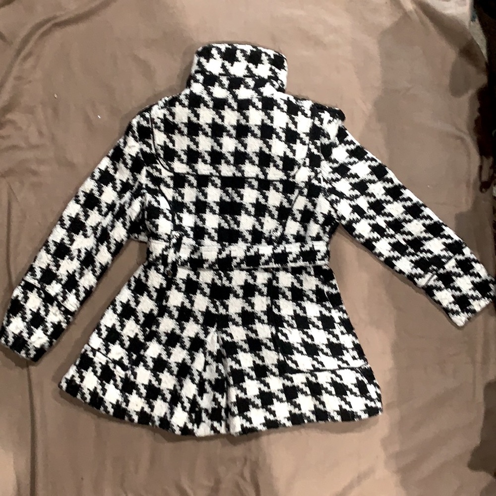 Girls Pattern Coat - Picture 4 of 4
